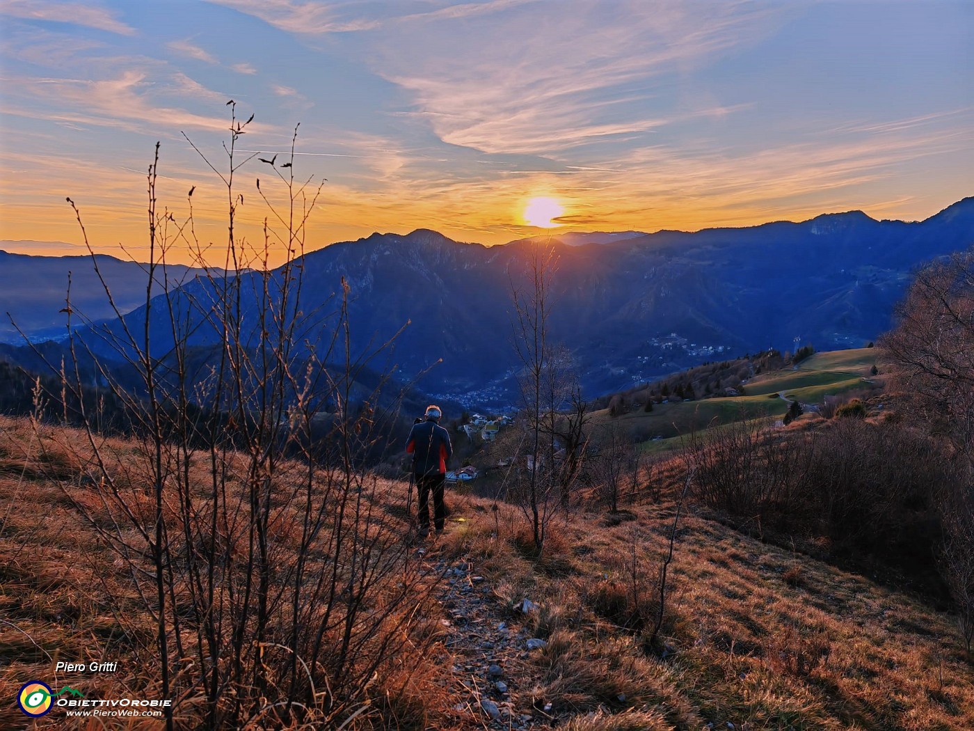 61 il sole si abbassa sul Linzone.jpg
